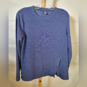 Joe Fresh Blue Sweater size Medium long sleeves